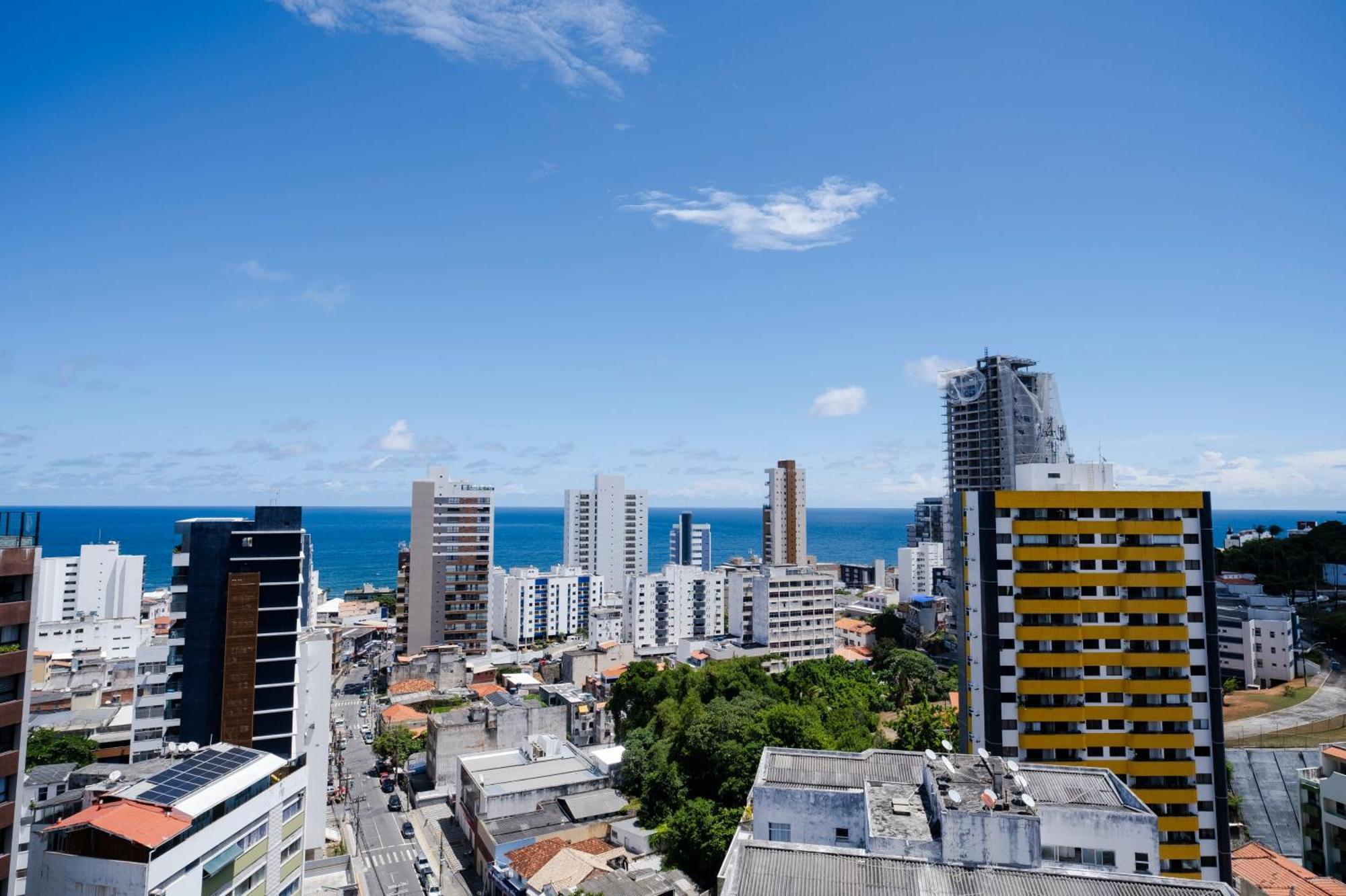Apartamento Zn Barra Salvador
